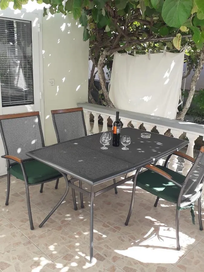 Apartmani Dalmacija Biograd Na Moru