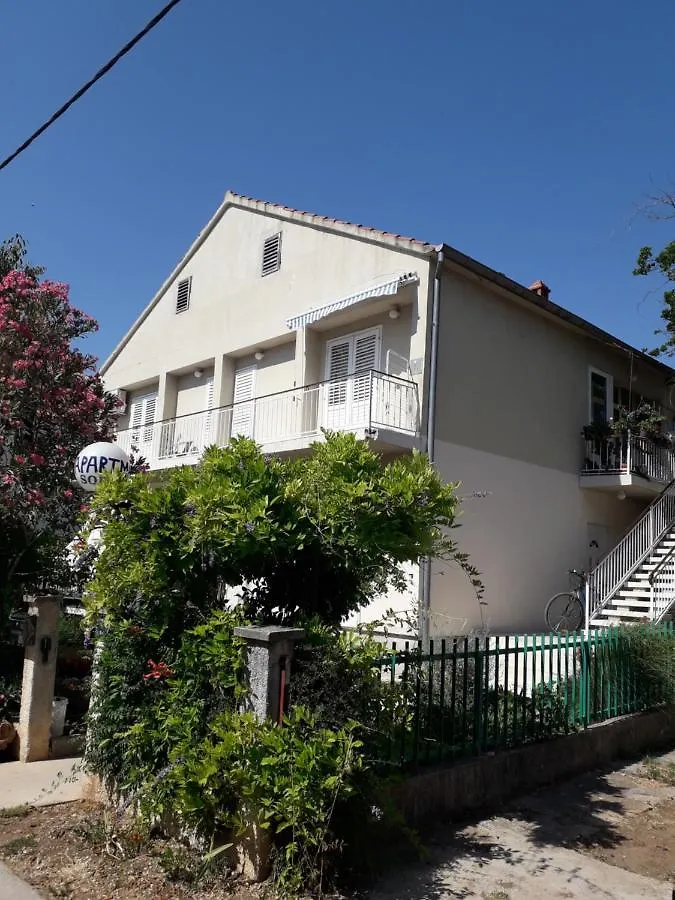 Apartmani Dalmacija Biograd Na Moru Apartmán